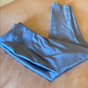 Outdoor Voices periwinkle blue cropped leggings